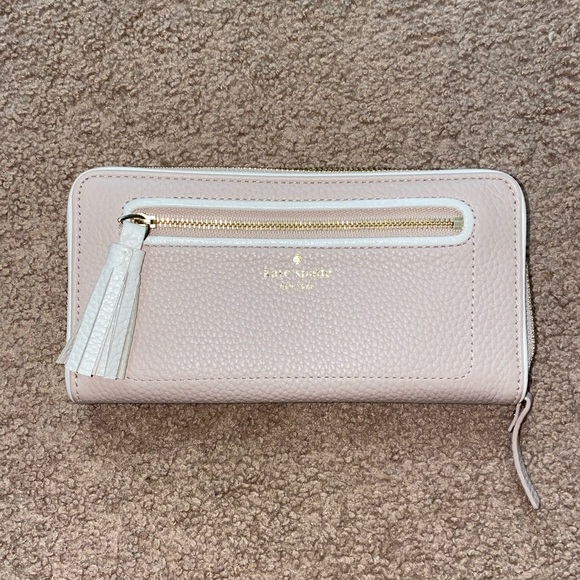 Kate Spade Wallet New with tags ! - Picture 5 of 6